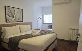 Departamentos Illia By Lugar